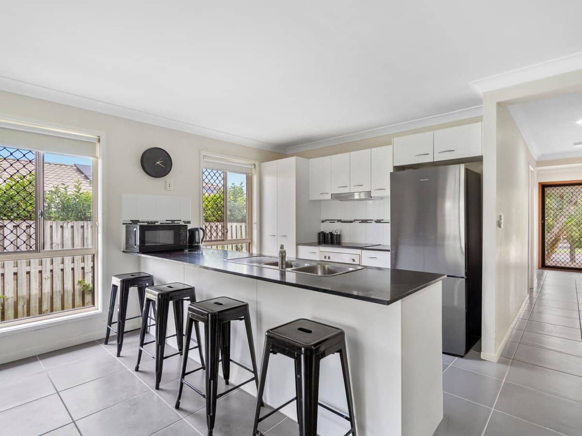 37 Sunridge Circuit, BAHRS SCRUB - Thumbnail 5