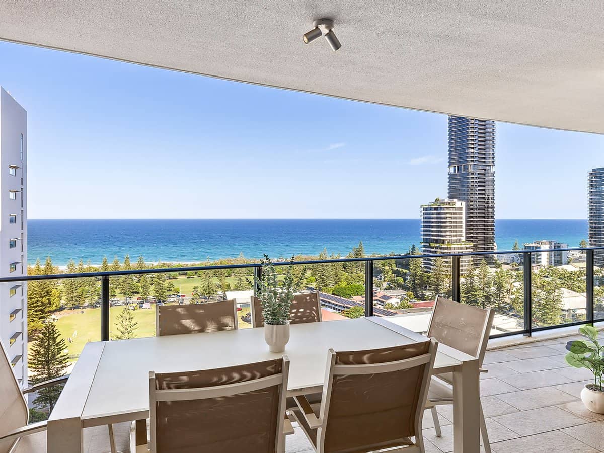 22 Surf Parade, BROADBEACH - Thumbnail 2