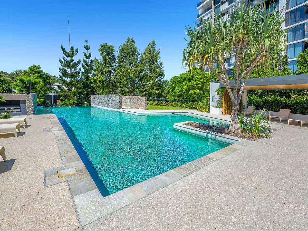 21 Ross Street, BENOWA - Thumbnail 16