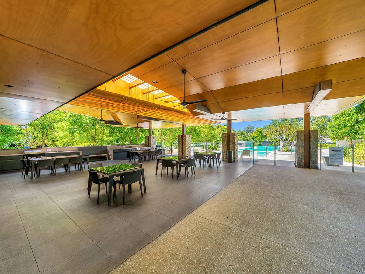 21 Ross Street, BENOWA - Thumbnail 19