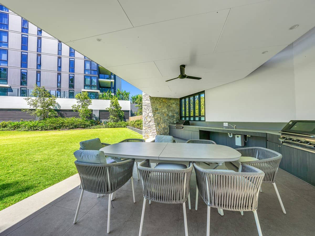 21 Ross Street, BENOWA - Thumbnail 20
