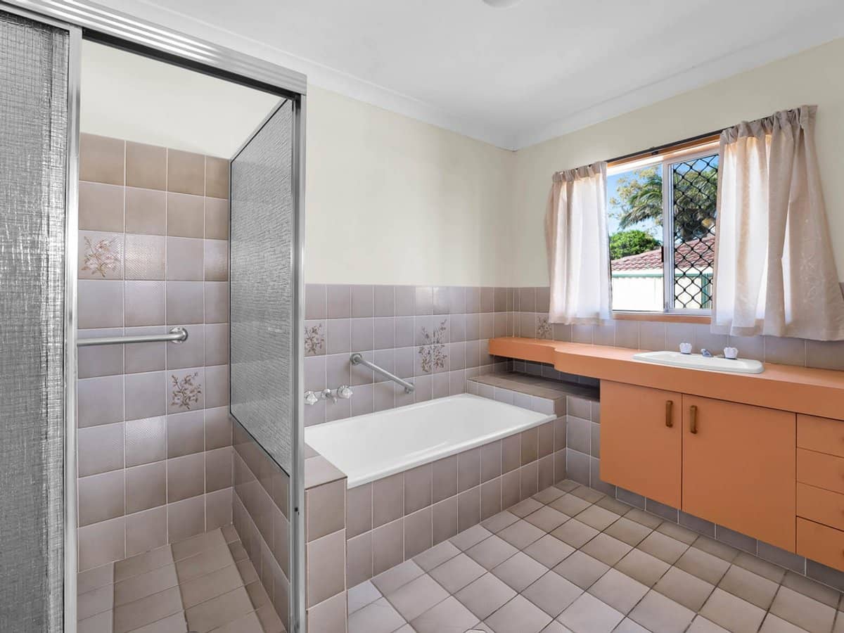 38 Camelot Crescent, Hollywell - Thumbnail 12