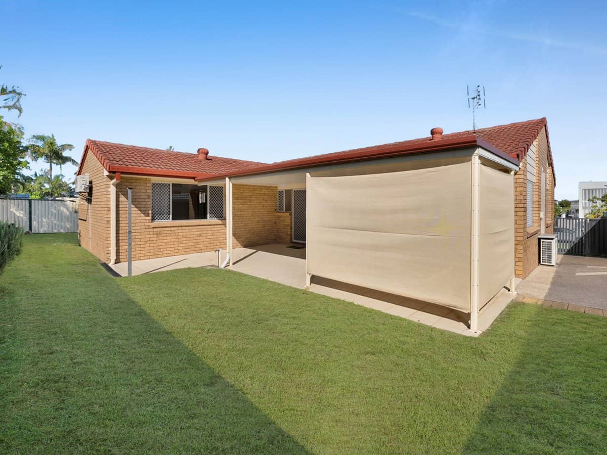 38 Camelot Crescent, Hollywell - Thumbnail 15