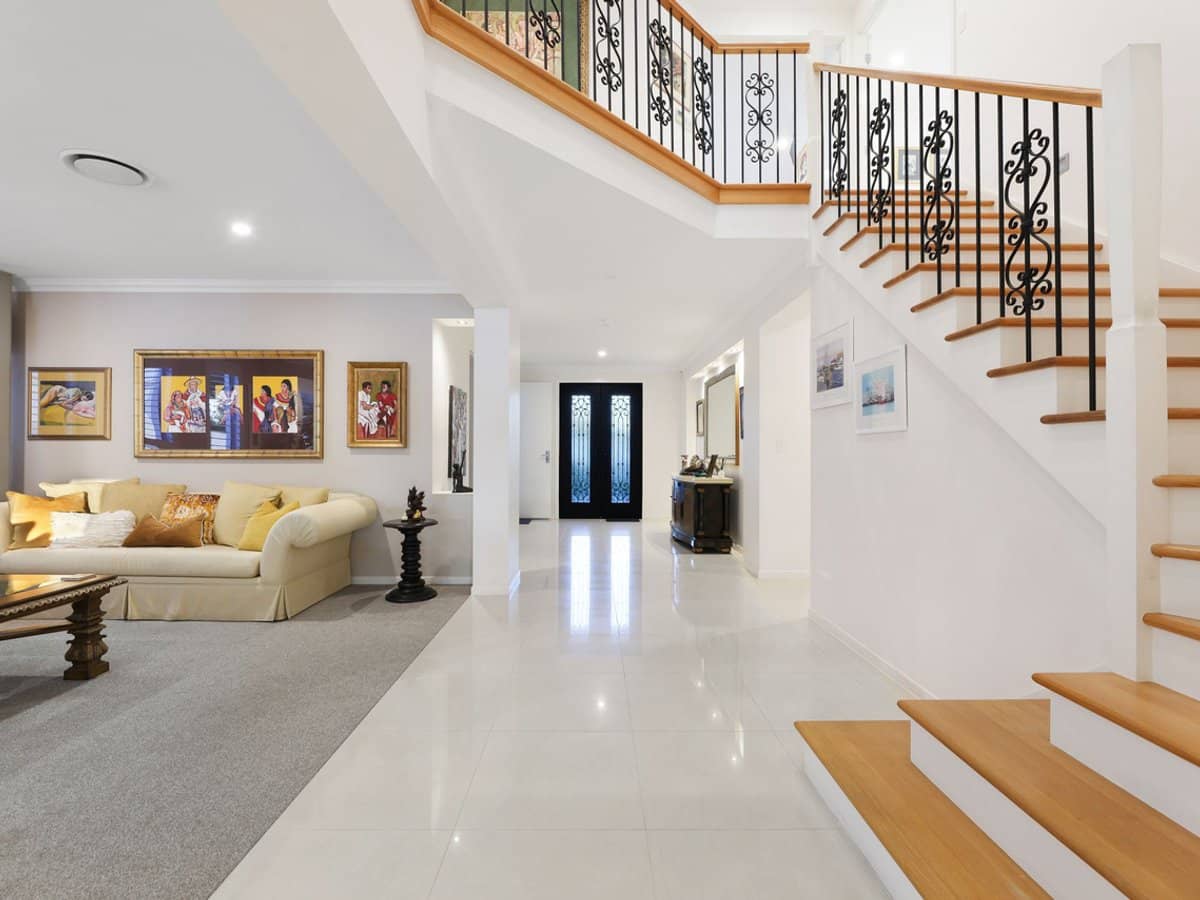 2032 The Circle, Sanctuary Cove - Thumbnail 12