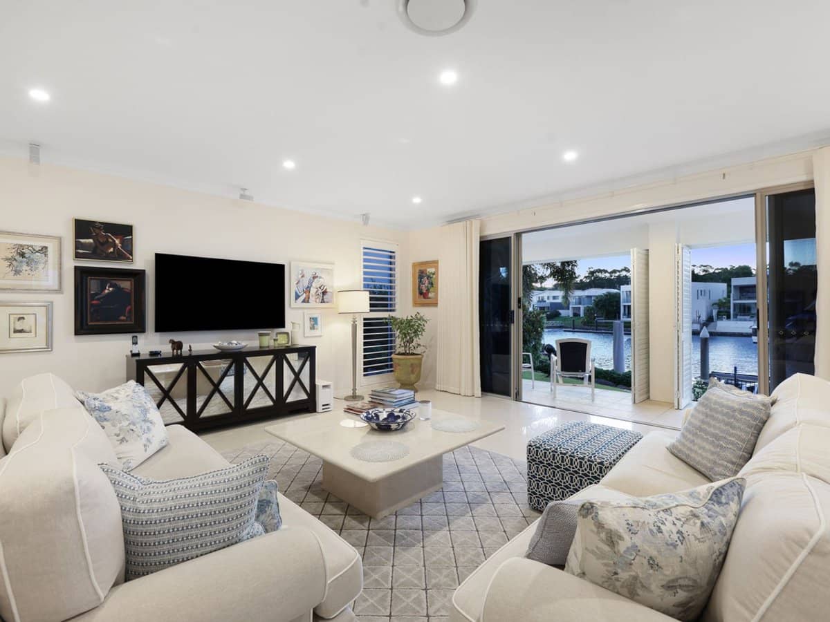 2032 The Circle, Sanctuary Cove - Thumbnail 6