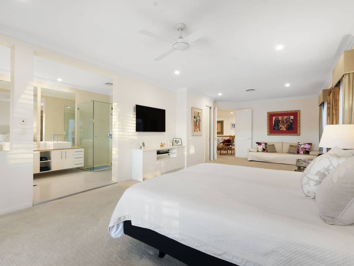 2032 The Circle, Sanctuary Cove - Thumbnail 10