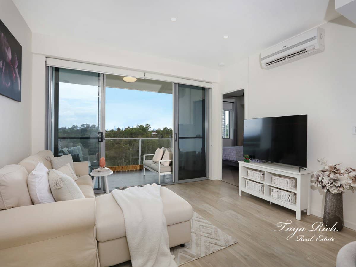 31 Bourton Road, MERRIMAC - Thumbnail 11