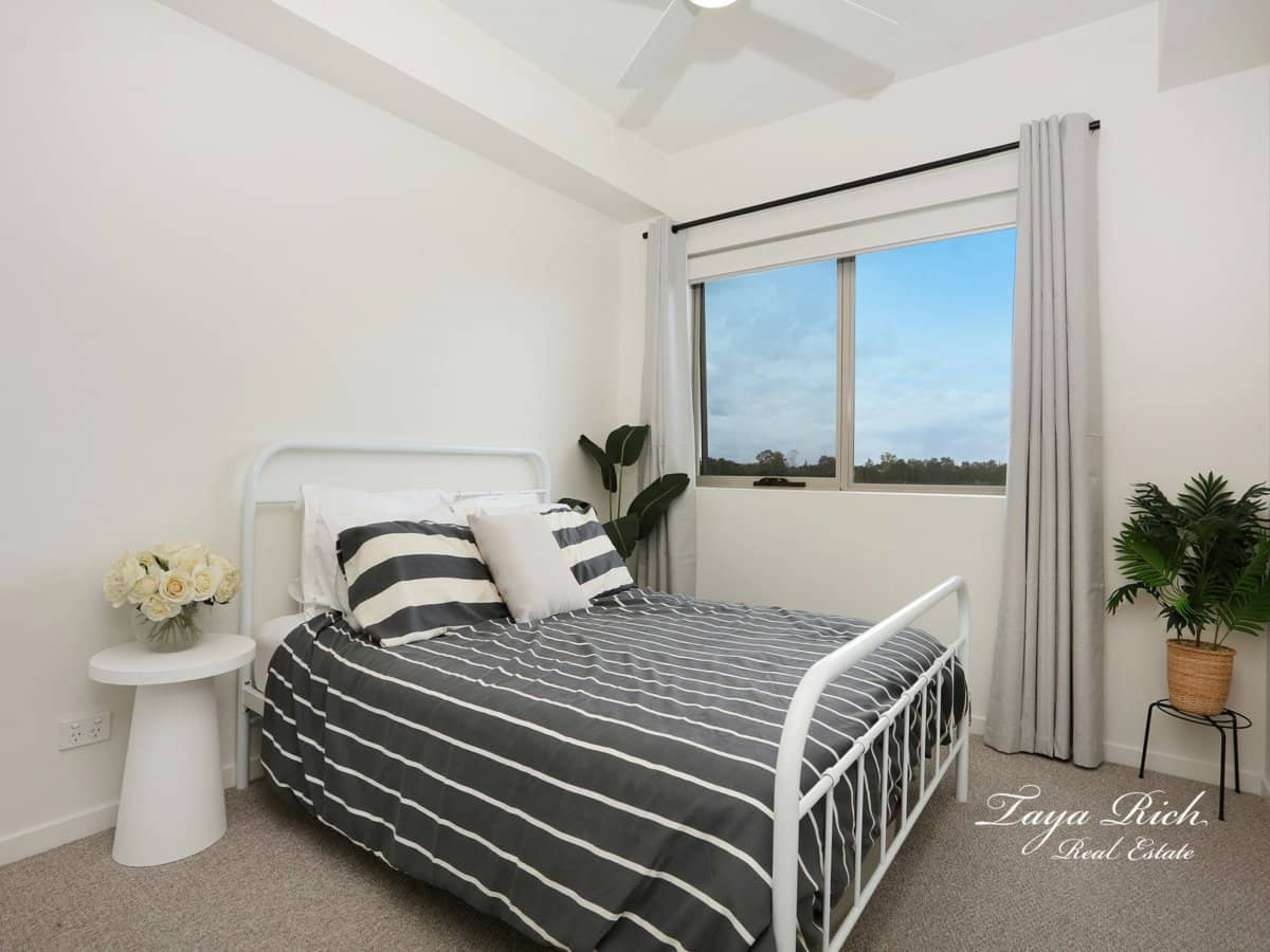 31 Bourton Road, MERRIMAC - Thumbnail 15