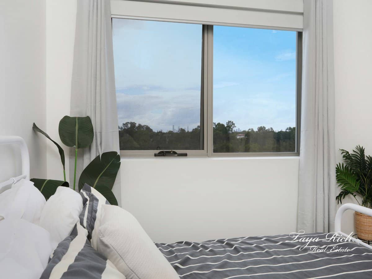 31 Bourton Road, MERRIMAC - Thumbnail 16