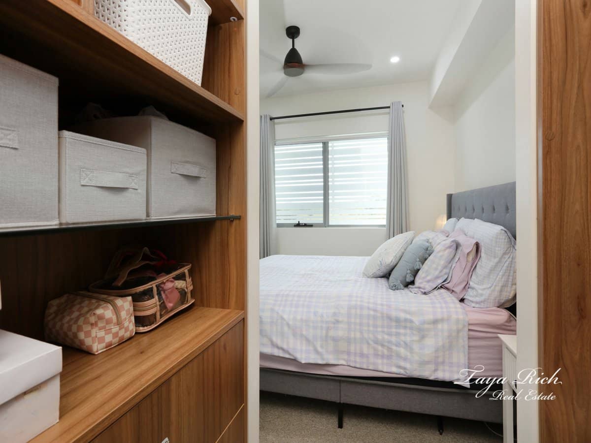 31 Bourton Road, MERRIMAC - Thumbnail 21