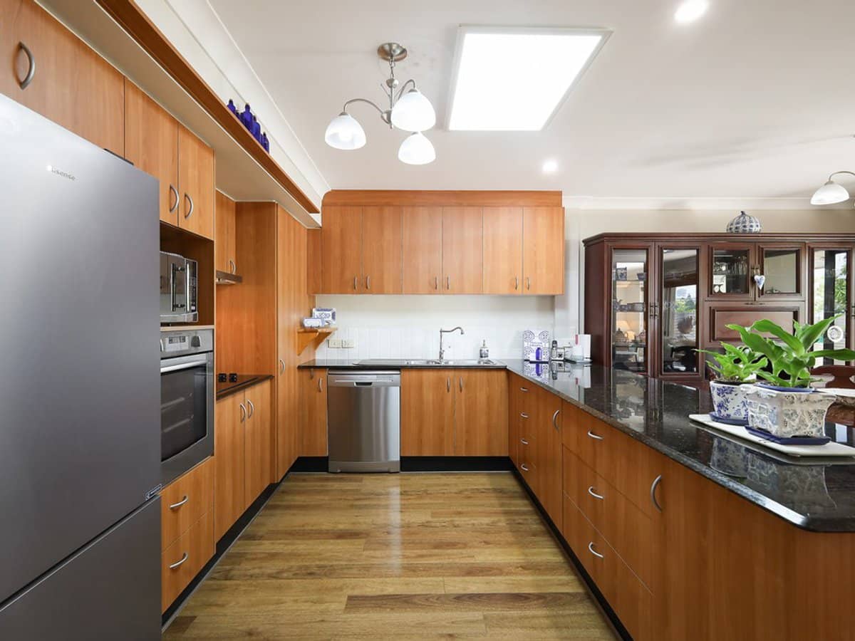 12 Promenade Avenue, ROBINA - Thumbnail 3