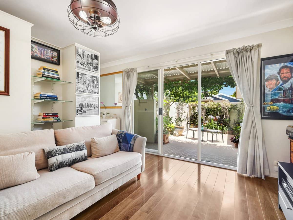 12 Promenade Avenue, ROBINA - Thumbnail 6