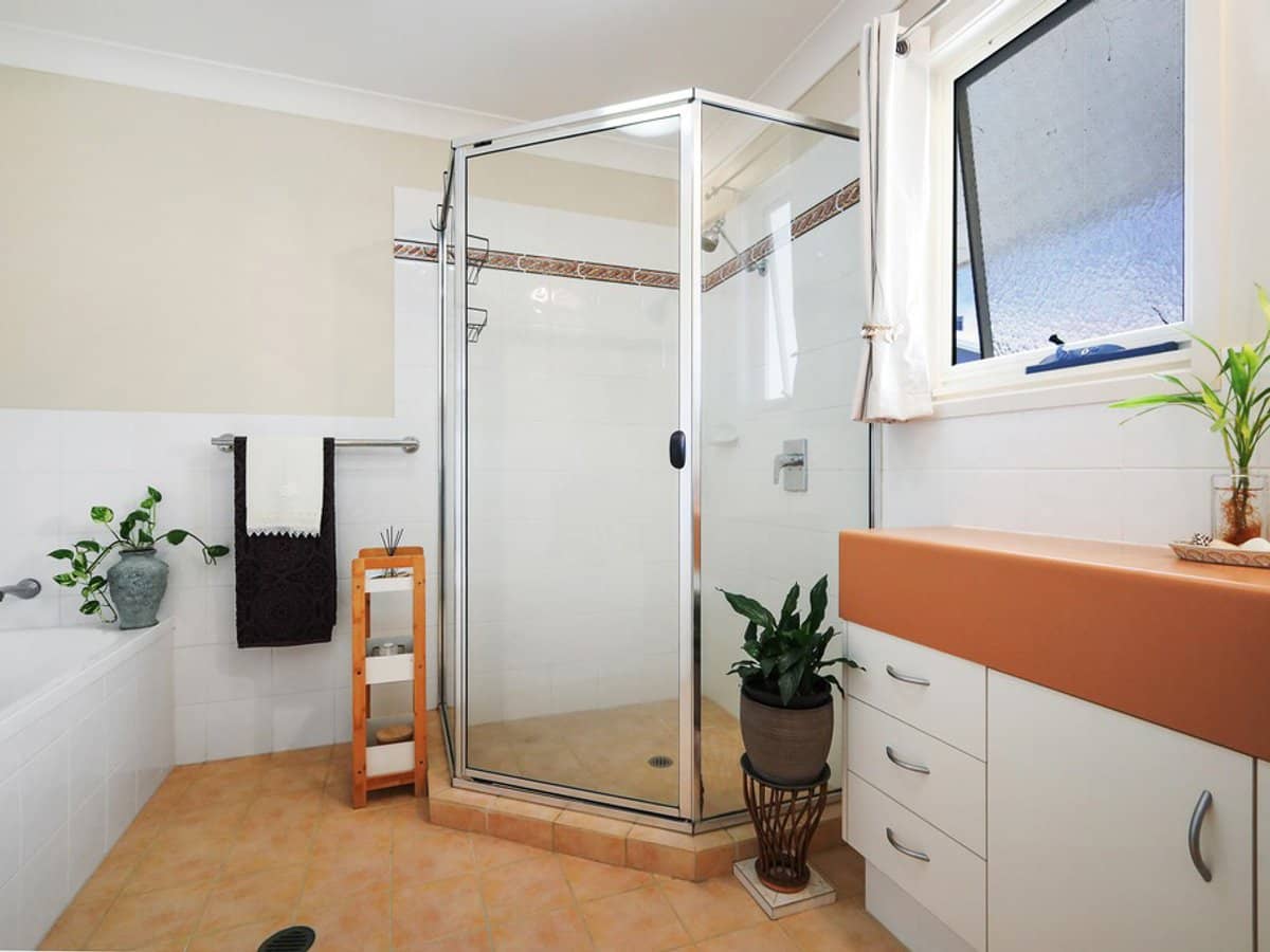 12 Promenade Avenue, ROBINA - Thumbnail 13