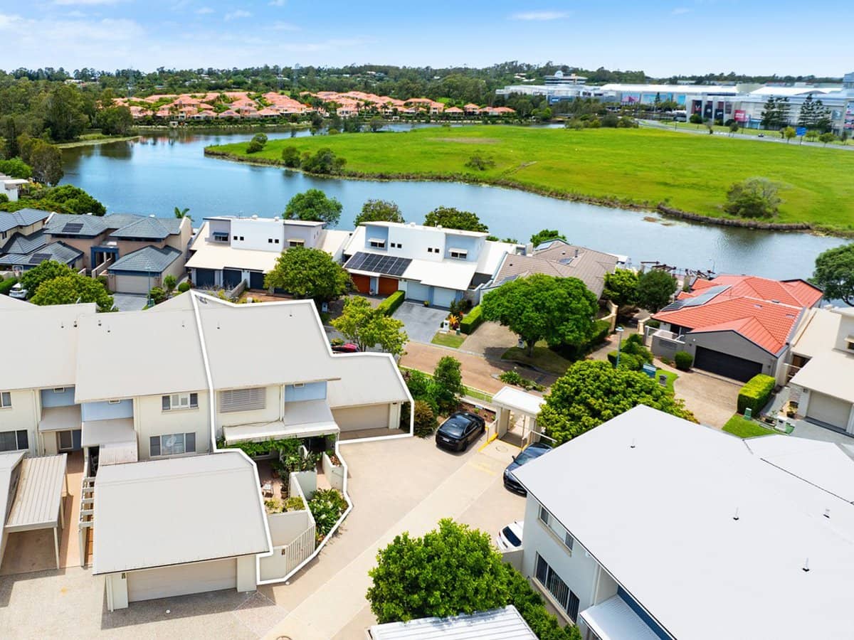 12 Promenade Avenue, ROBINA - Thumbnail 19