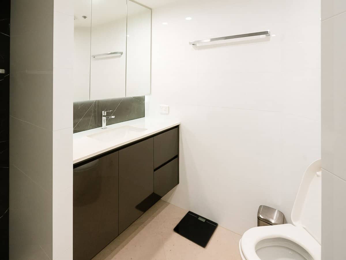 8 Admiralty Drive, Surfers Paradise - Thumbnail 12