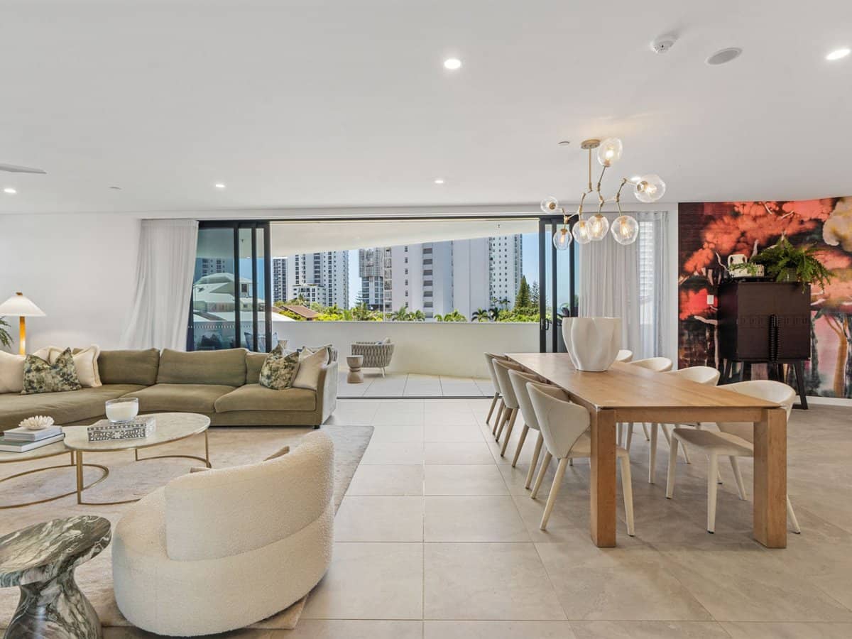 24 Woodroffe Avenue, Main Beach - Thumbnail 7