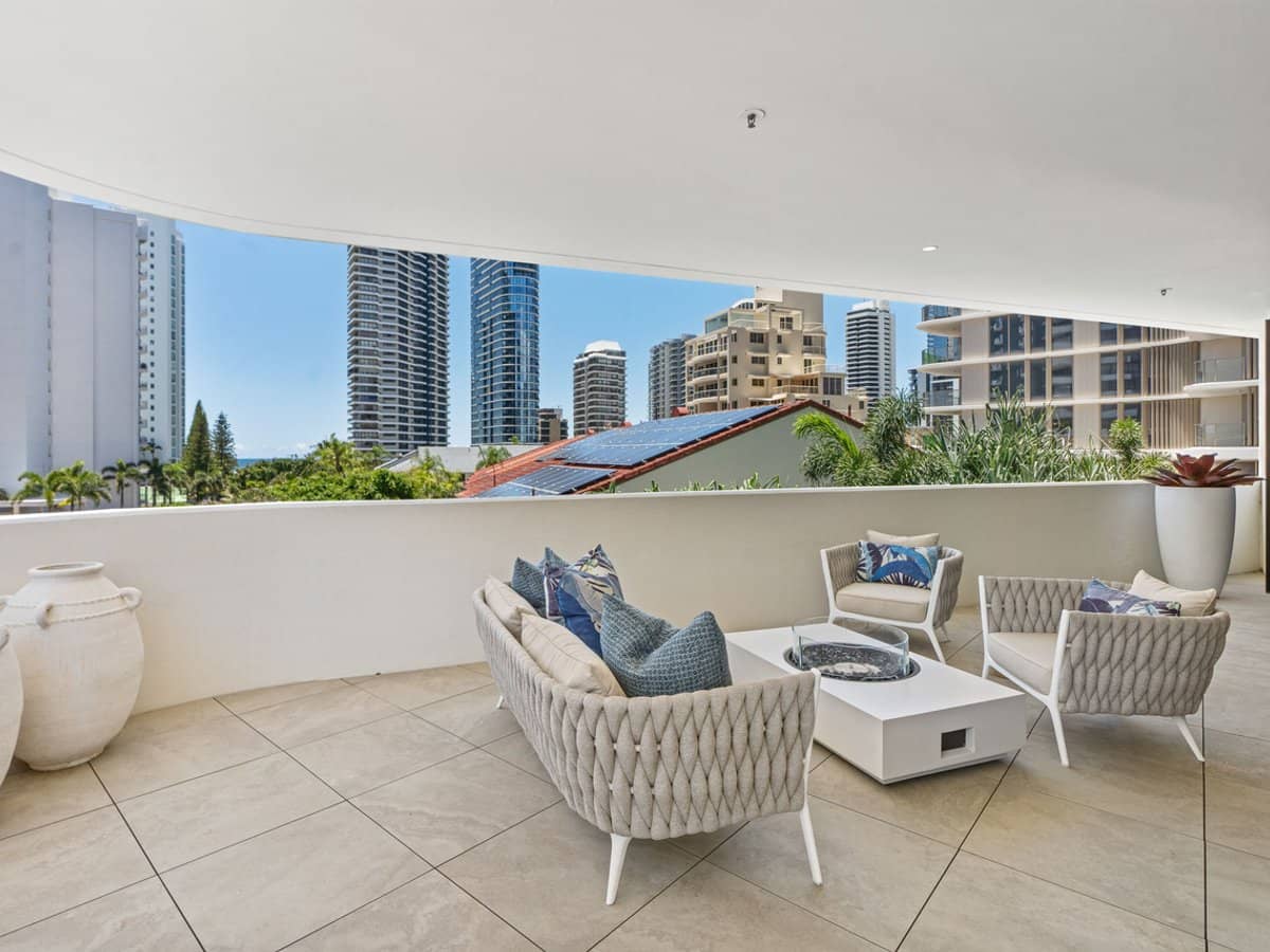 24 Woodroffe Avenue, Main Beach - Thumbnail 11