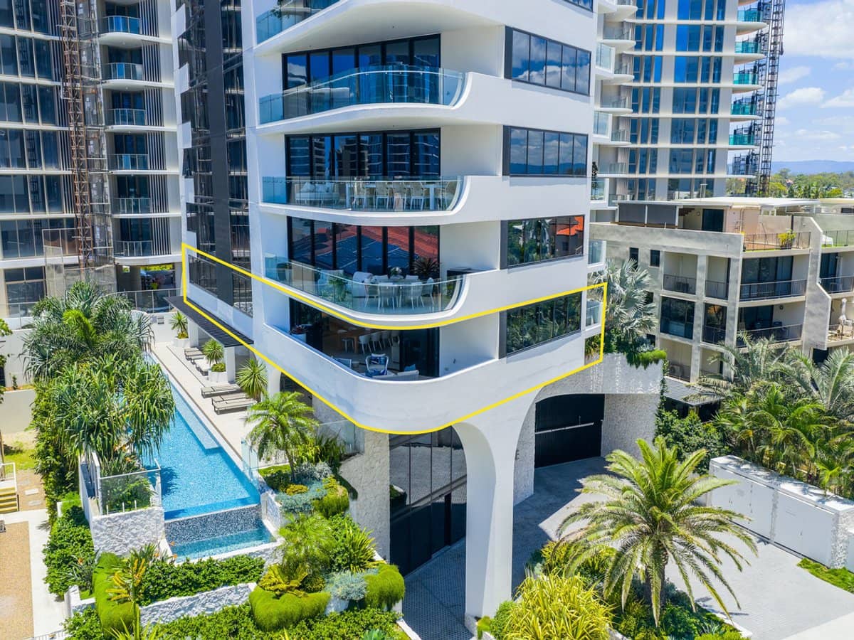 24 Woodroffe Avenue, Main Beach - Thumbnail 14