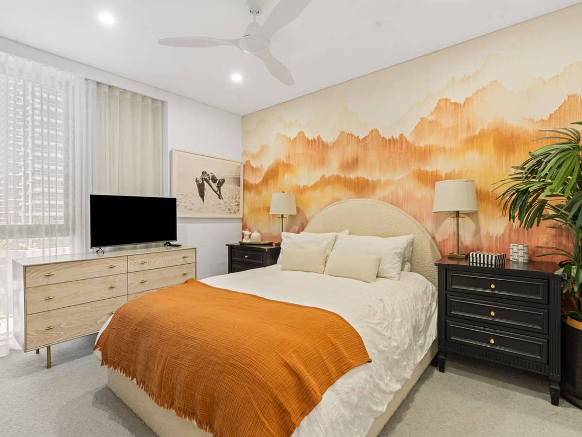 24 Woodroffe Avenue, Main Beach - Thumbnail 18