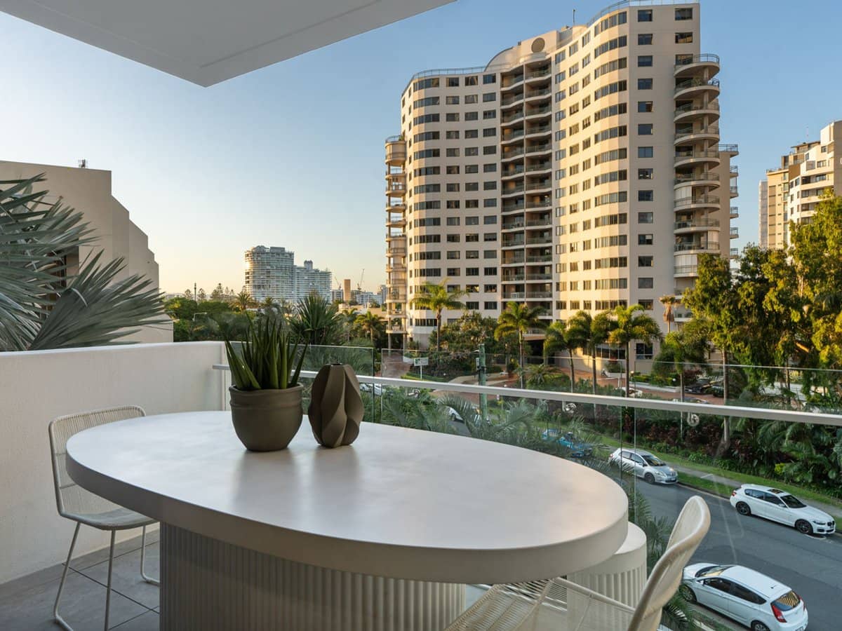 24 Woodroffe Avenue, Main Beach - Thumbnail 21