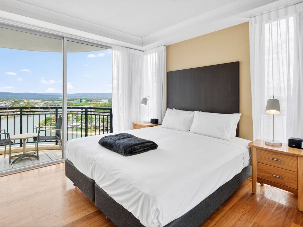 23 Ferny Avenue, Surfers Paradise - Thumbnail 24