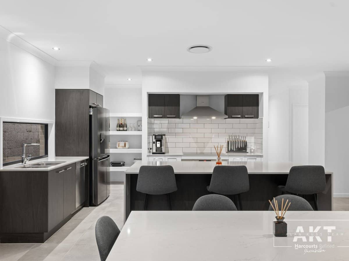 116 Expedition Road, YARRABILBA - Thumbnail 4