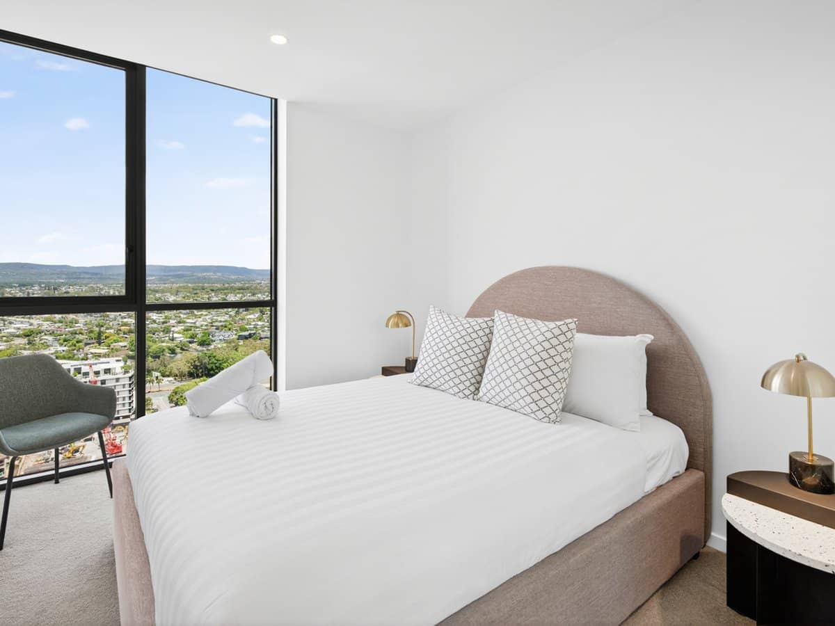 101/18 Chelsea Avenue, BROADBEACH - Thumbnail 8