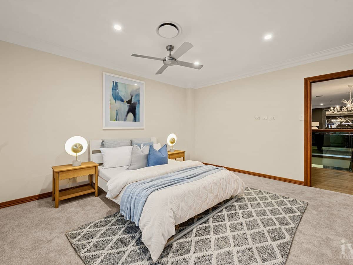 23 King Charles Drive, Sovereign Islands - Thumbnail 17