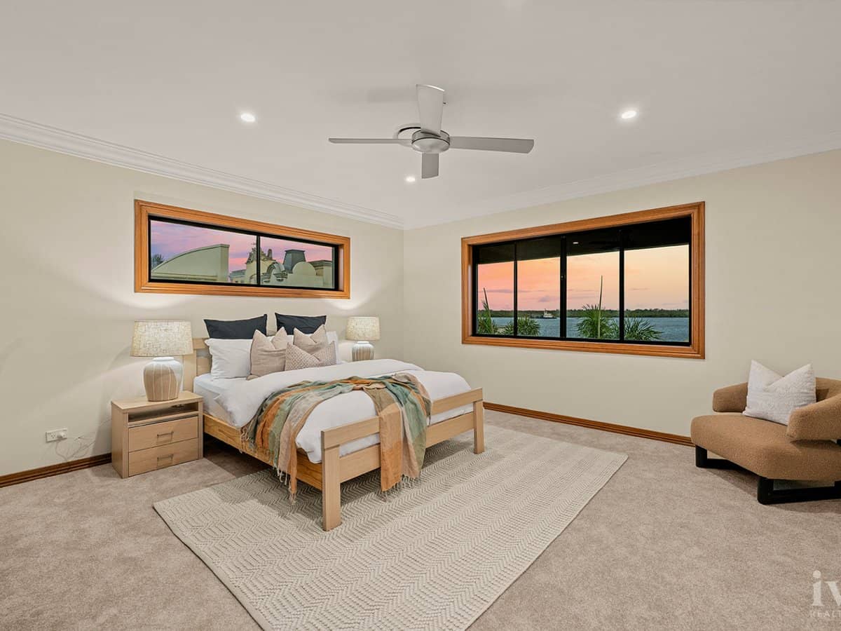 23 King Charles Drive, Sovereign Islands - Thumbnail 19