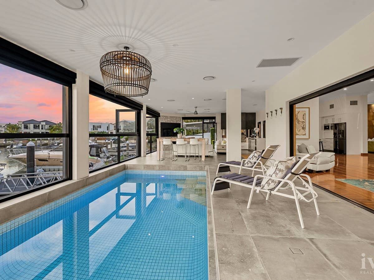 23 King Charles Drive, Sovereign Islands - Thumbnail 22