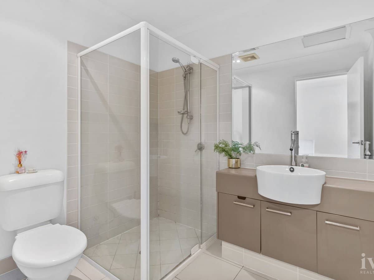 46/1 Jefferson Court, Upper Coomera - Thumbnail 3