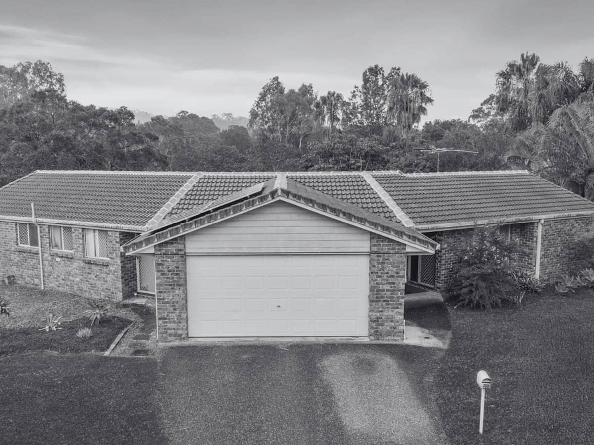 25 Mewing Court, Windaroo - Thumbnail 1