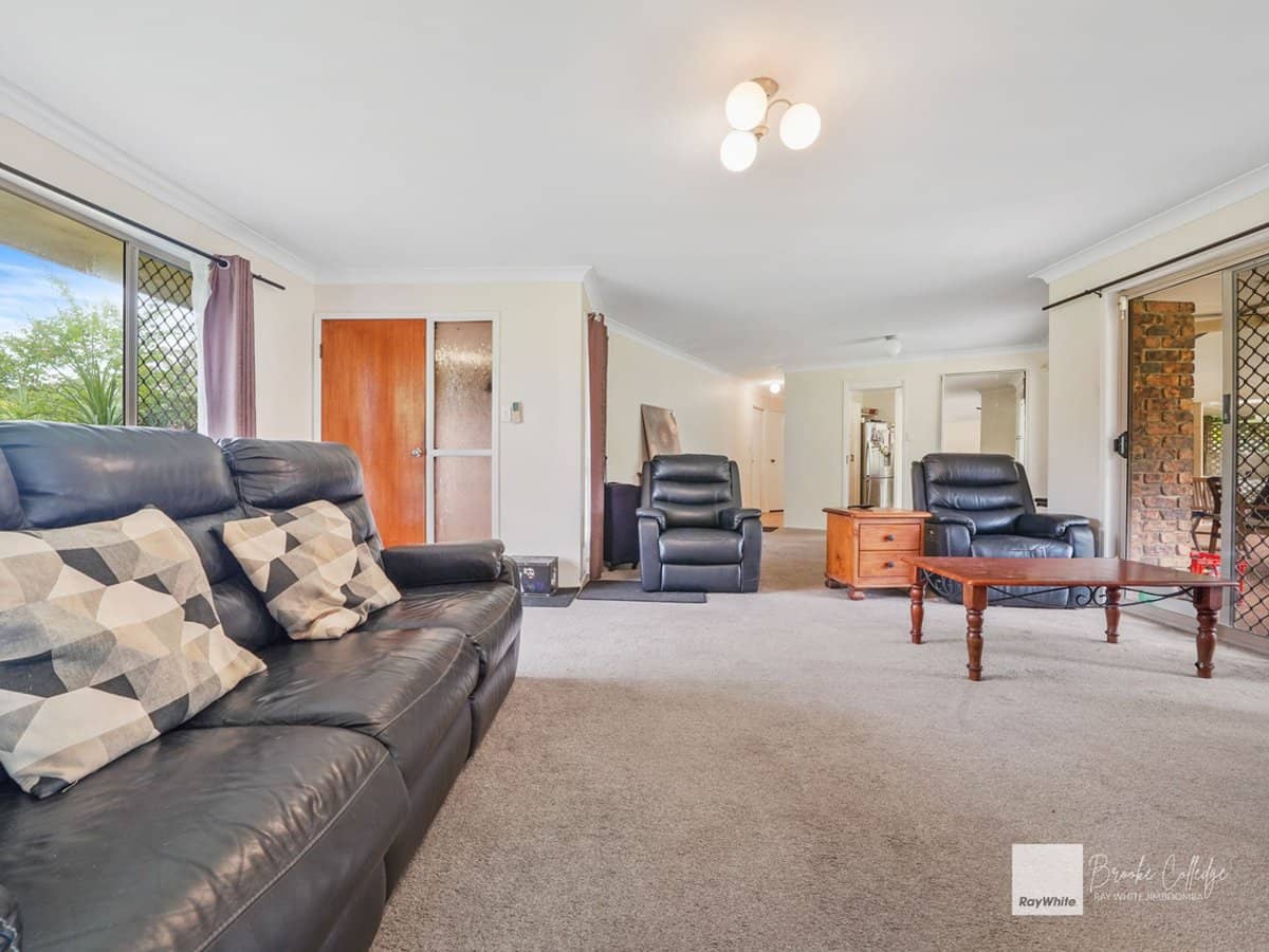 25 Mewing Court, Windaroo - Thumbnail 7