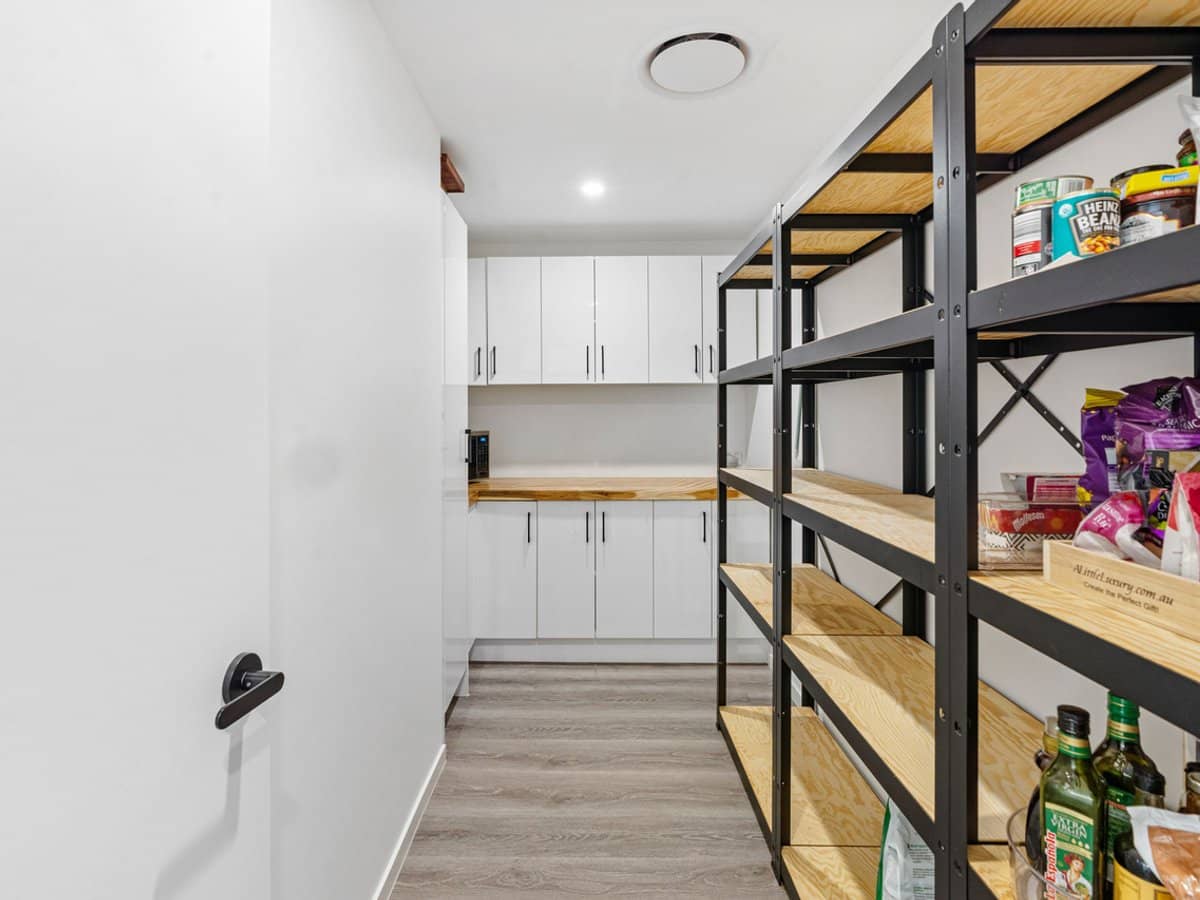 3 Ayrshire Avenue, Benowa Waters - Thumbnail 10