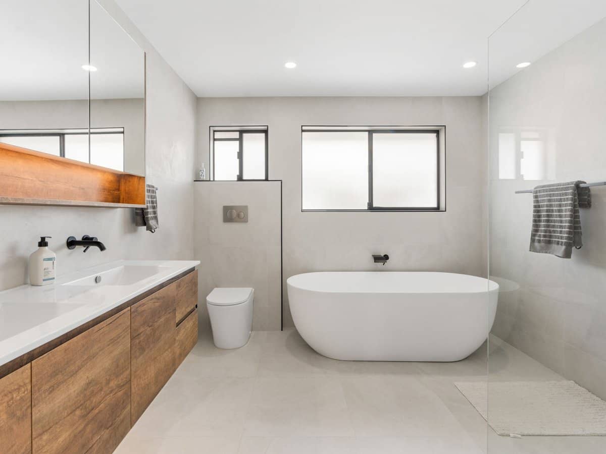 3 Ayrshire Avenue, Benowa Waters - Thumbnail 21