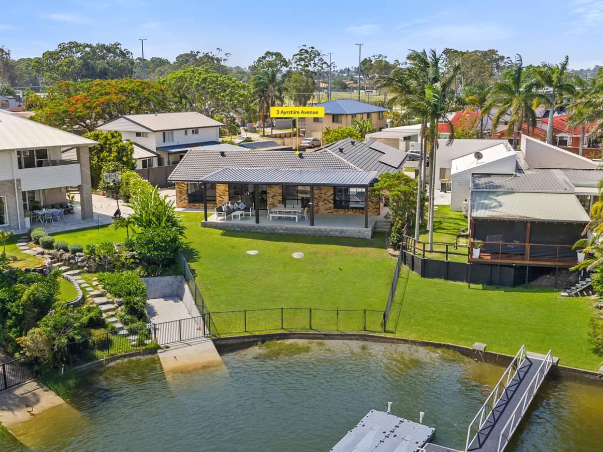 3 Ayrshire Avenue, Benowa Waters - Thumbnail 24