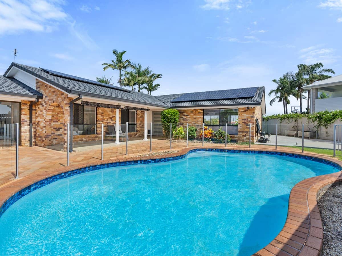 3 Ayrshire Avenue, Benowa Waters - Thumbnail 25