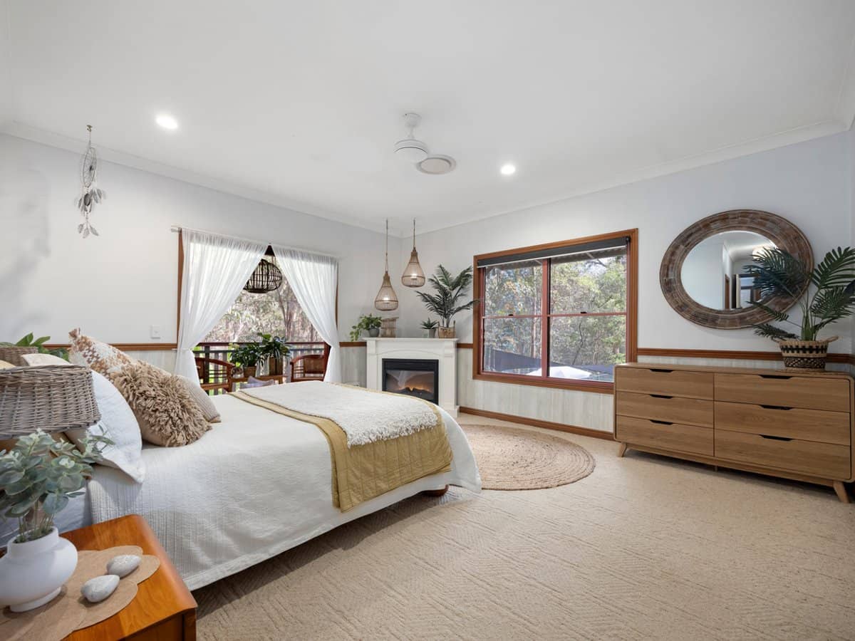 136 Henri Robert Drive, CLAGIRABA - Thumbnail 12