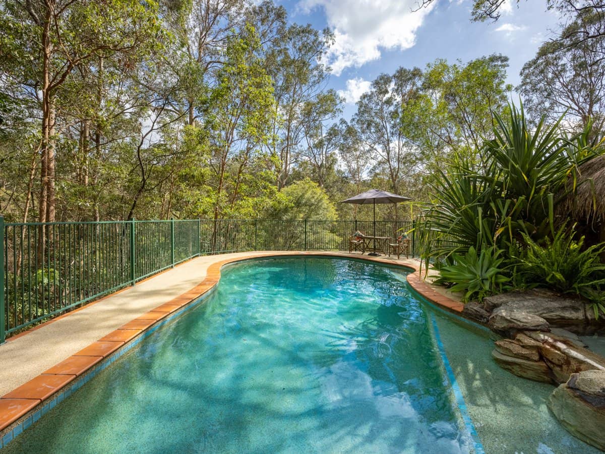 136 Henri Robert Drive, CLAGIRABA - Thumbnail 25