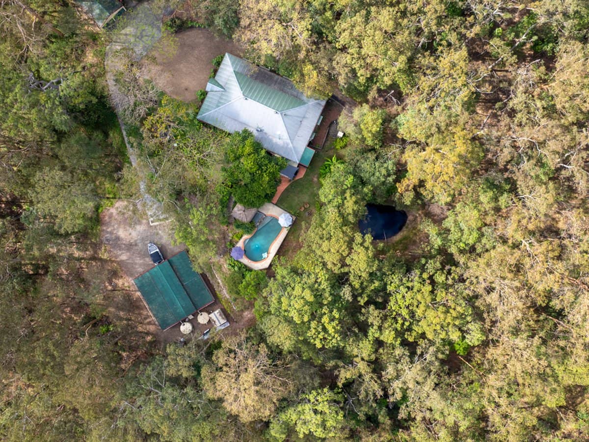 136 Henri Robert Drive, CLAGIRABA - Thumbnail 29