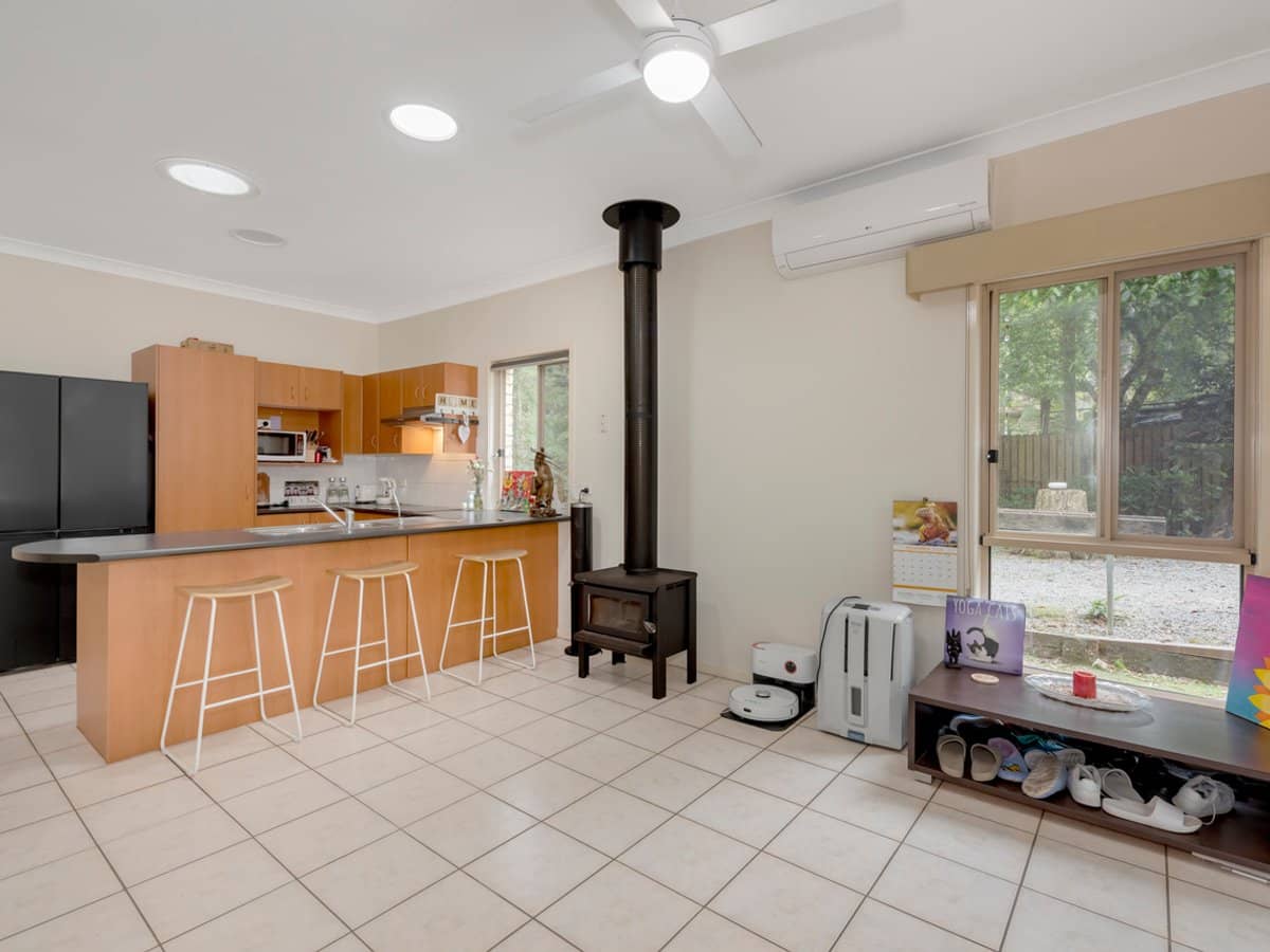 29 Banksia Road, SPRINGBROOK - Thumbnail 5