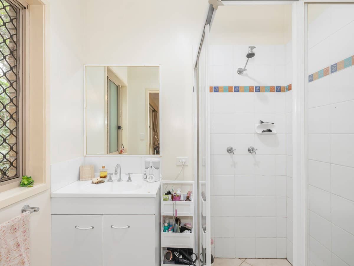 29 Banksia Road, SPRINGBROOK - Thumbnail 8