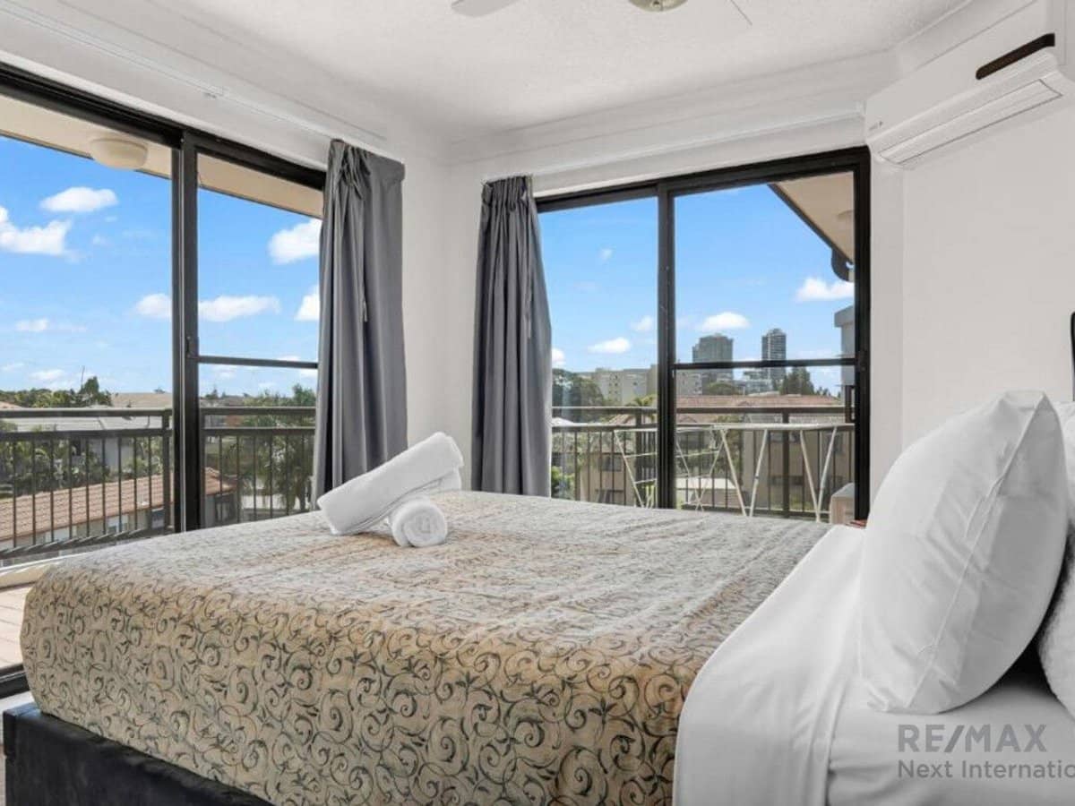 452 Marine Parade, Biggera Waters - Thumbnail 11