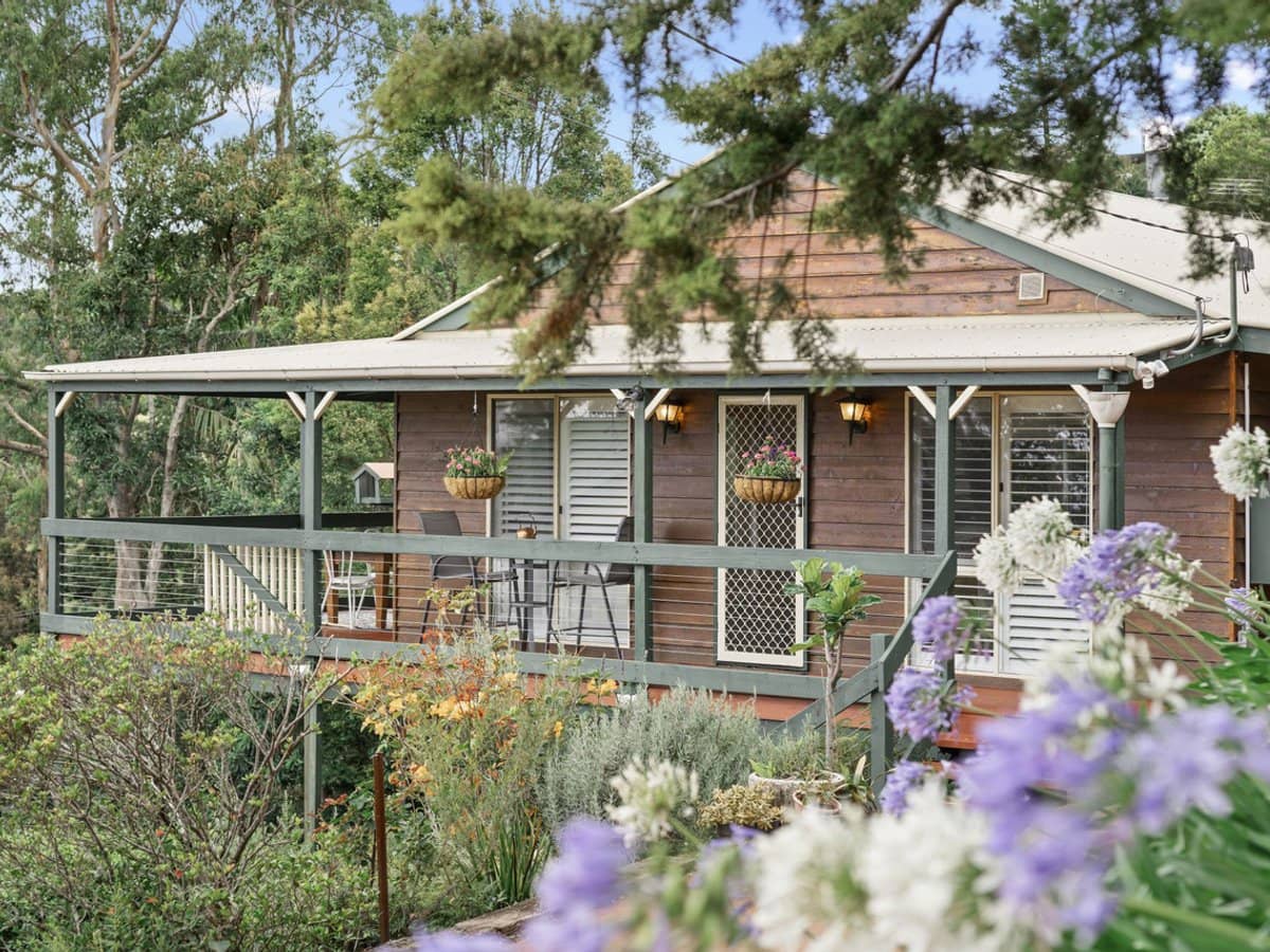 6 Nipa Court, Tamborine Mountain - Thumbnail 1