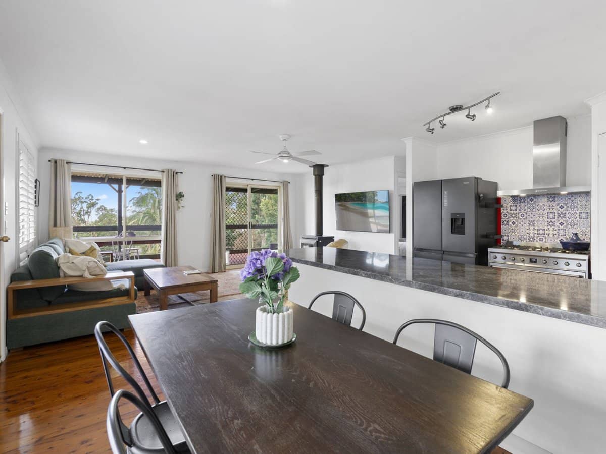 6 Nipa Court, Tamborine Mountain - Thumbnail 11