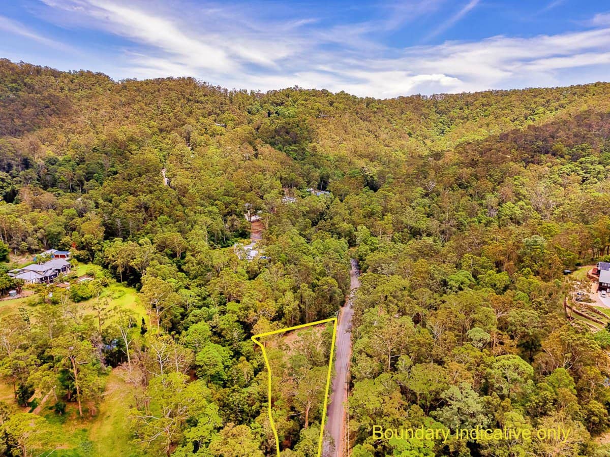 13 Dunbar Road, BONOGIN - Thumbnail 8