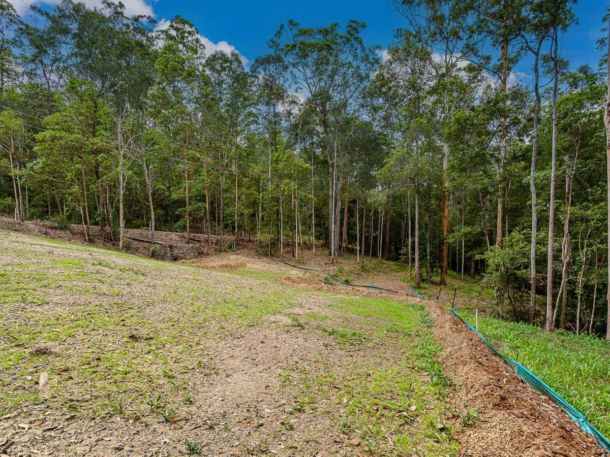 13 Dunbar Road, BONOGIN - Thumbnail 12