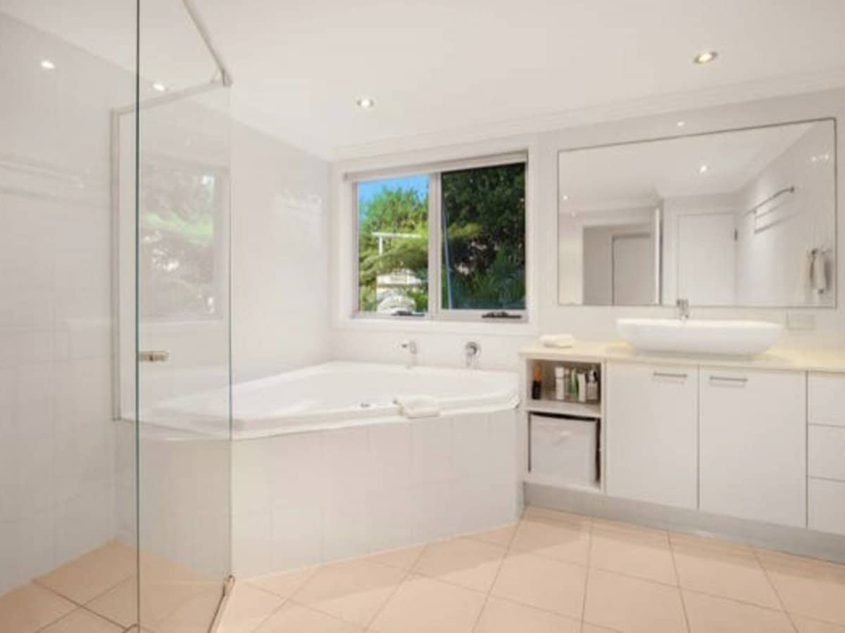 14 View Street, BURLEIGH HEADS - Thumbnail 13