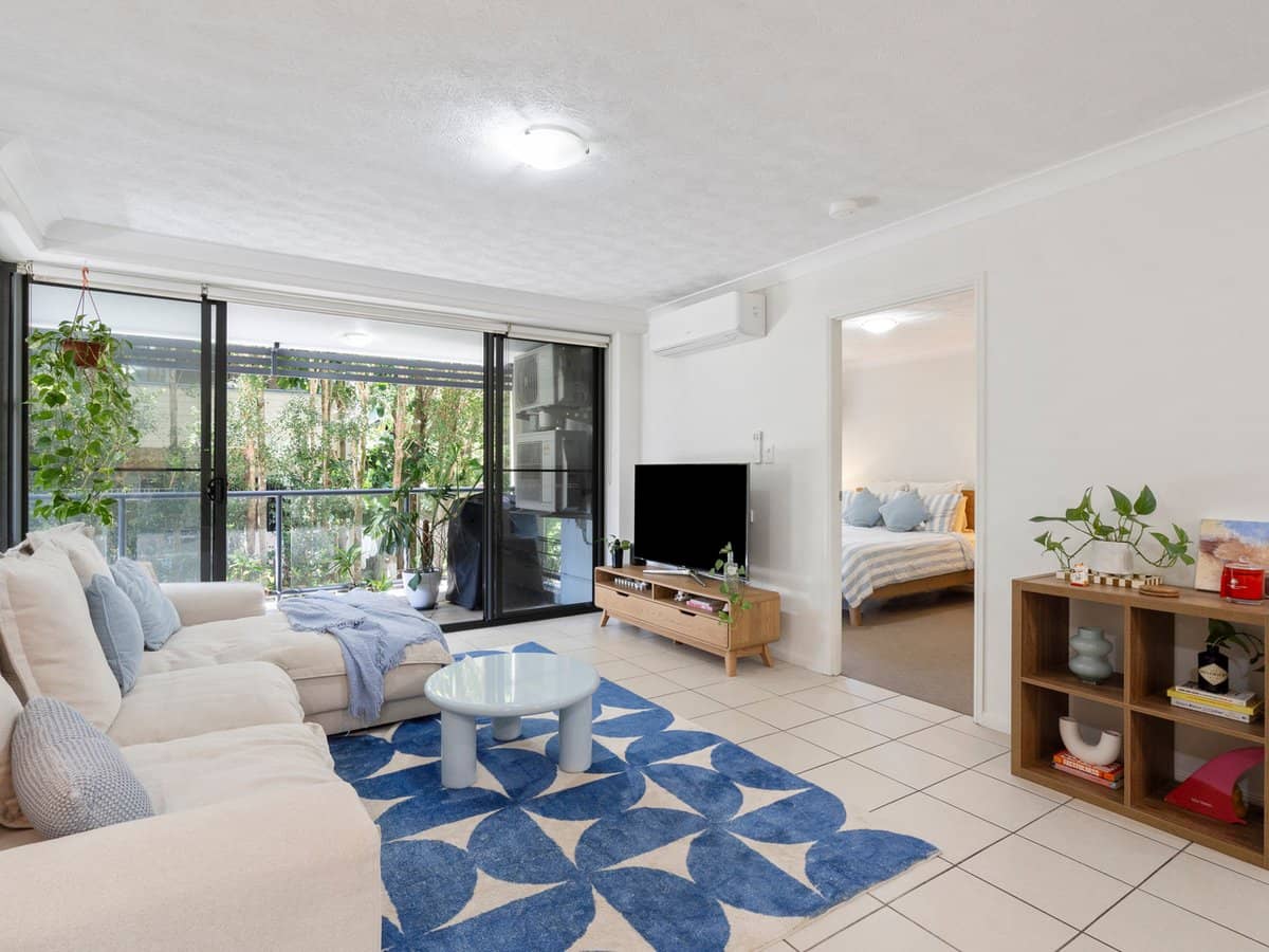 66 Mclean Street, COOLANGATTA - Thumbnail 9