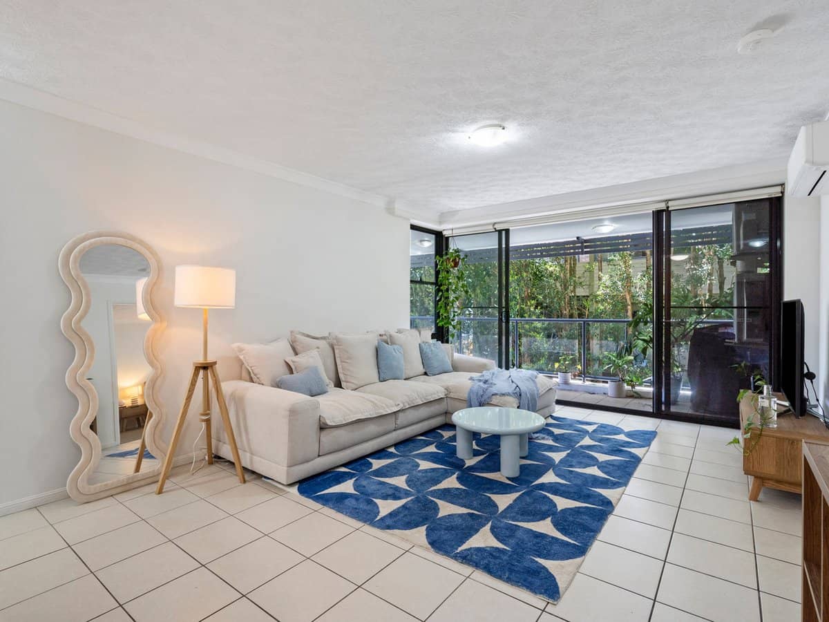 66 Mclean Street, COOLANGATTA - Thumbnail 11